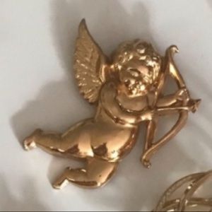 Cupid baby brooch